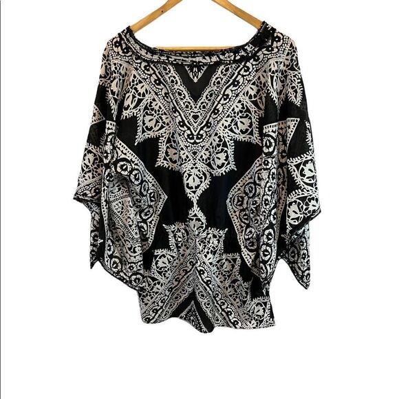 NWOT WHIT HOUSE BLACK MARKET 100% Silk Loose Fit Paisley Print Boho Top S - Picture 3 of 11